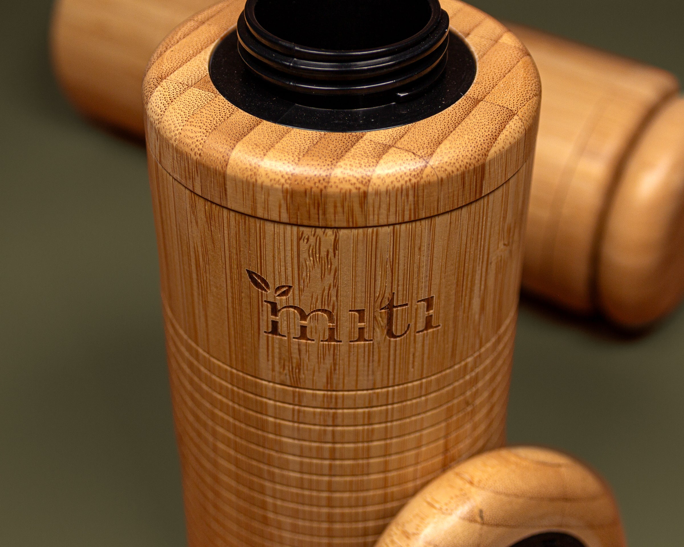 7 Benefits of Using a Bamboo Water Bottle Every Day