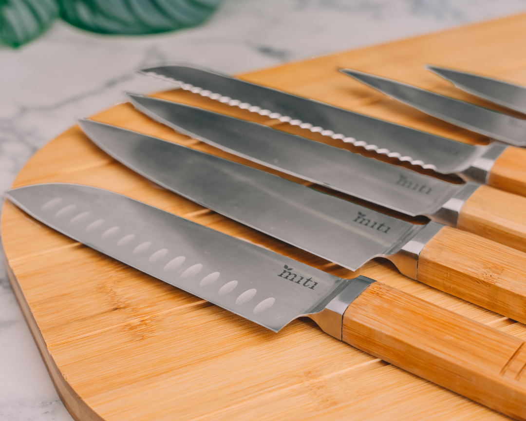 MITI Life Bamboo Knives and bamboo chopping board