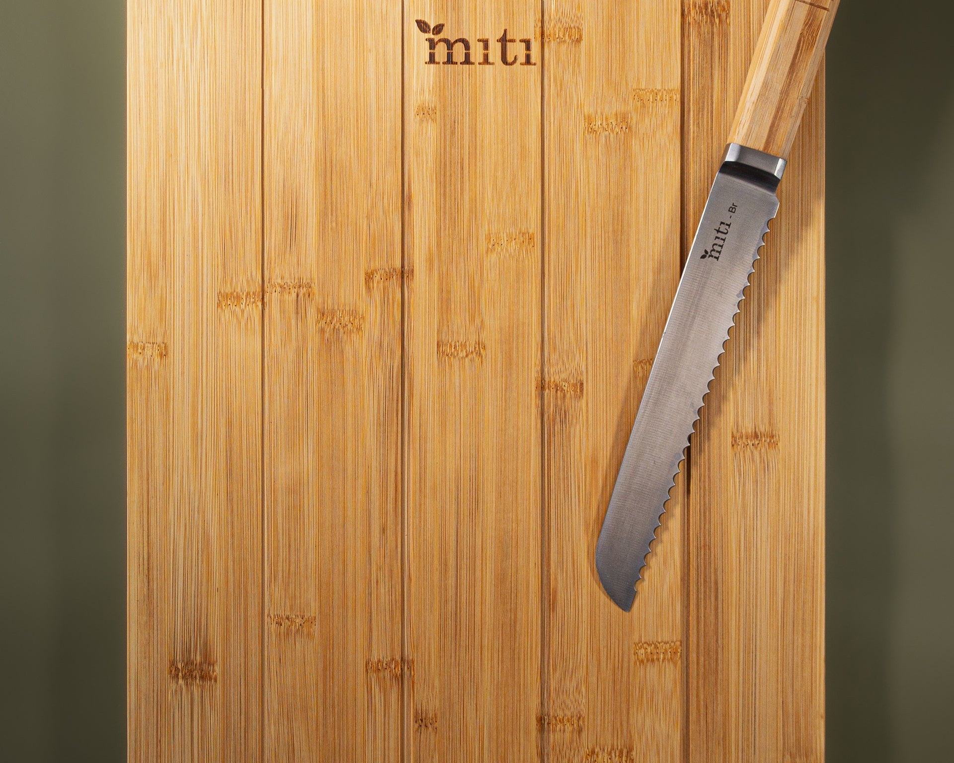 MITI bamboo chopping board for a compact kitchen worktop